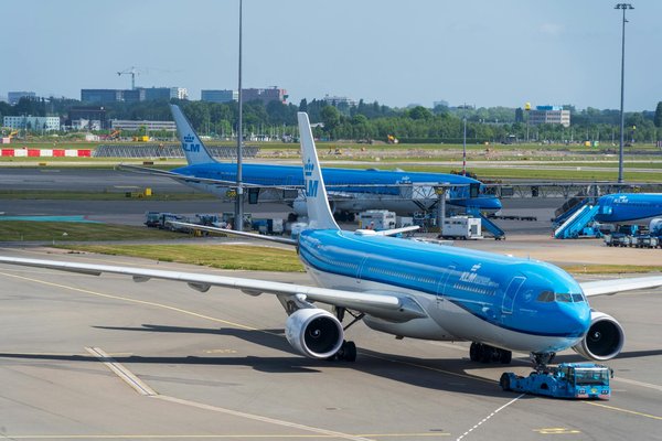 Explore the best uk towns for unforgettable antique market adventures!